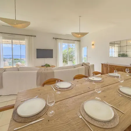 Villa Sunny Dream By Winsome Destination